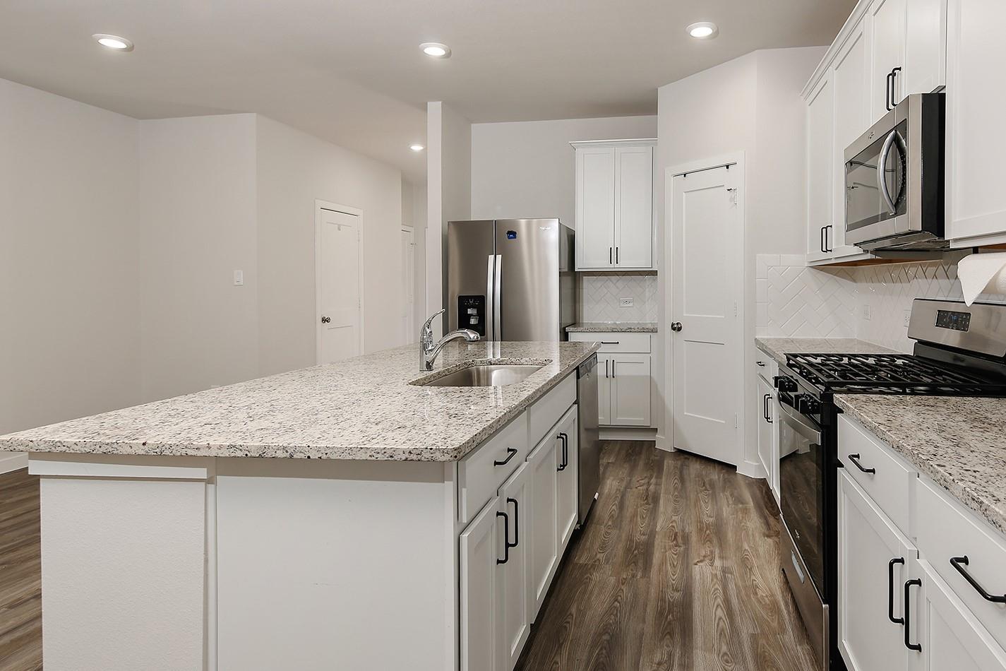 323 Intrepid Trail
