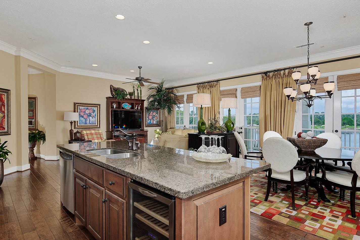 161 W Breezy Way # A Unit: 5-A