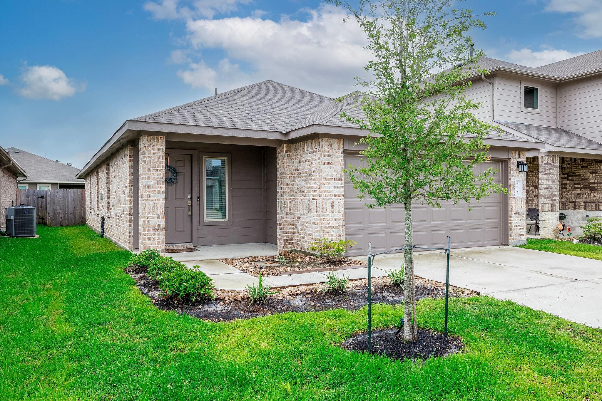 9905 Glenbrook Lane