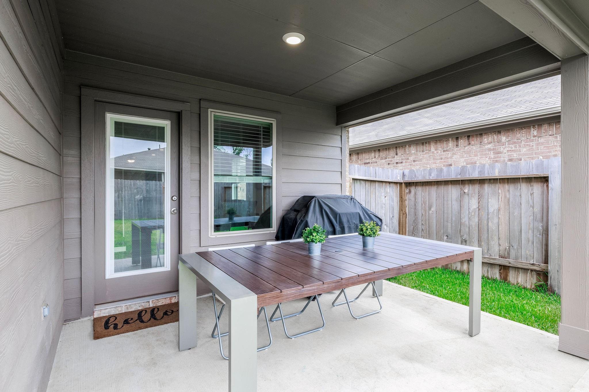 9905 Glenbrook Lane