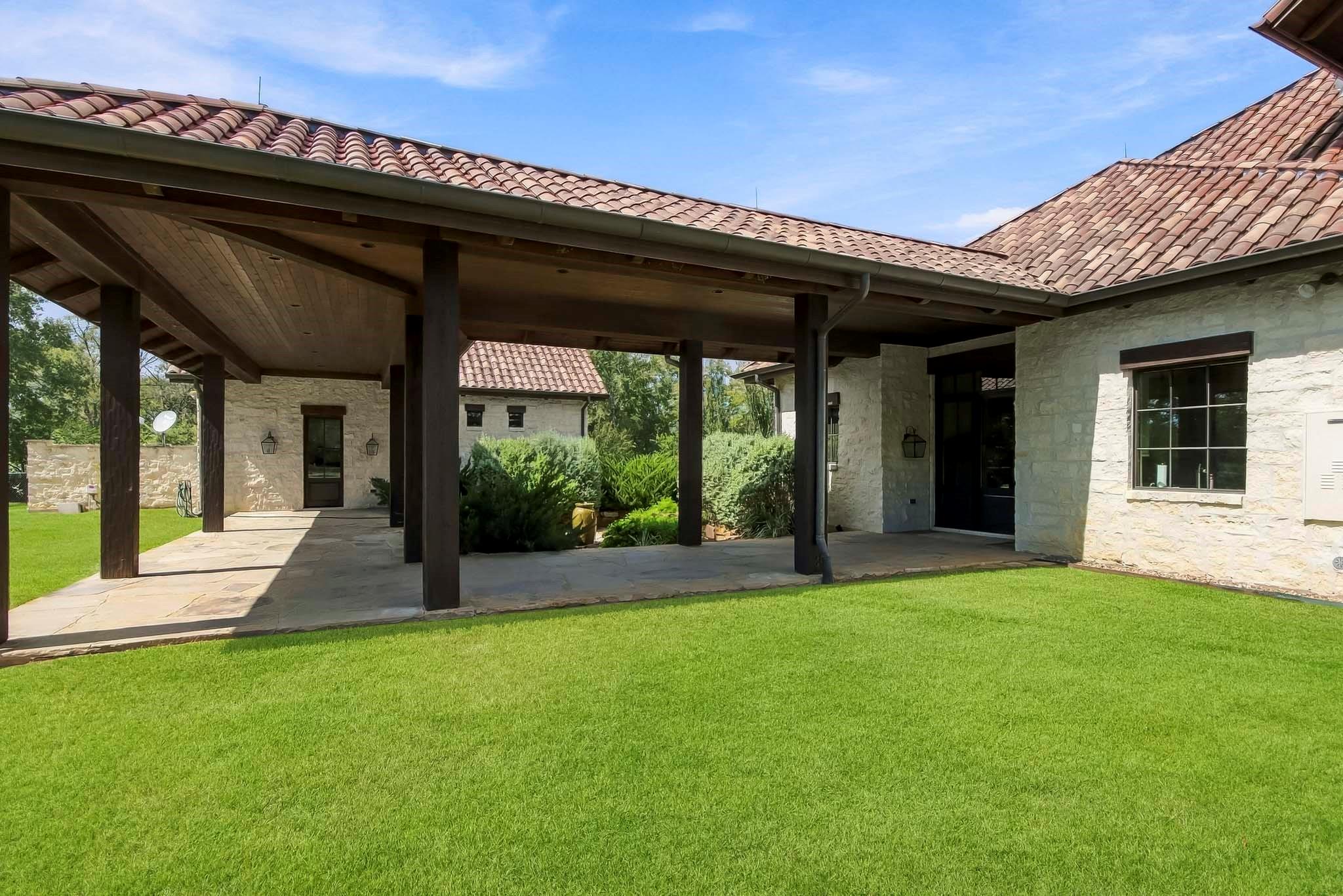 40693 Center Hill Road