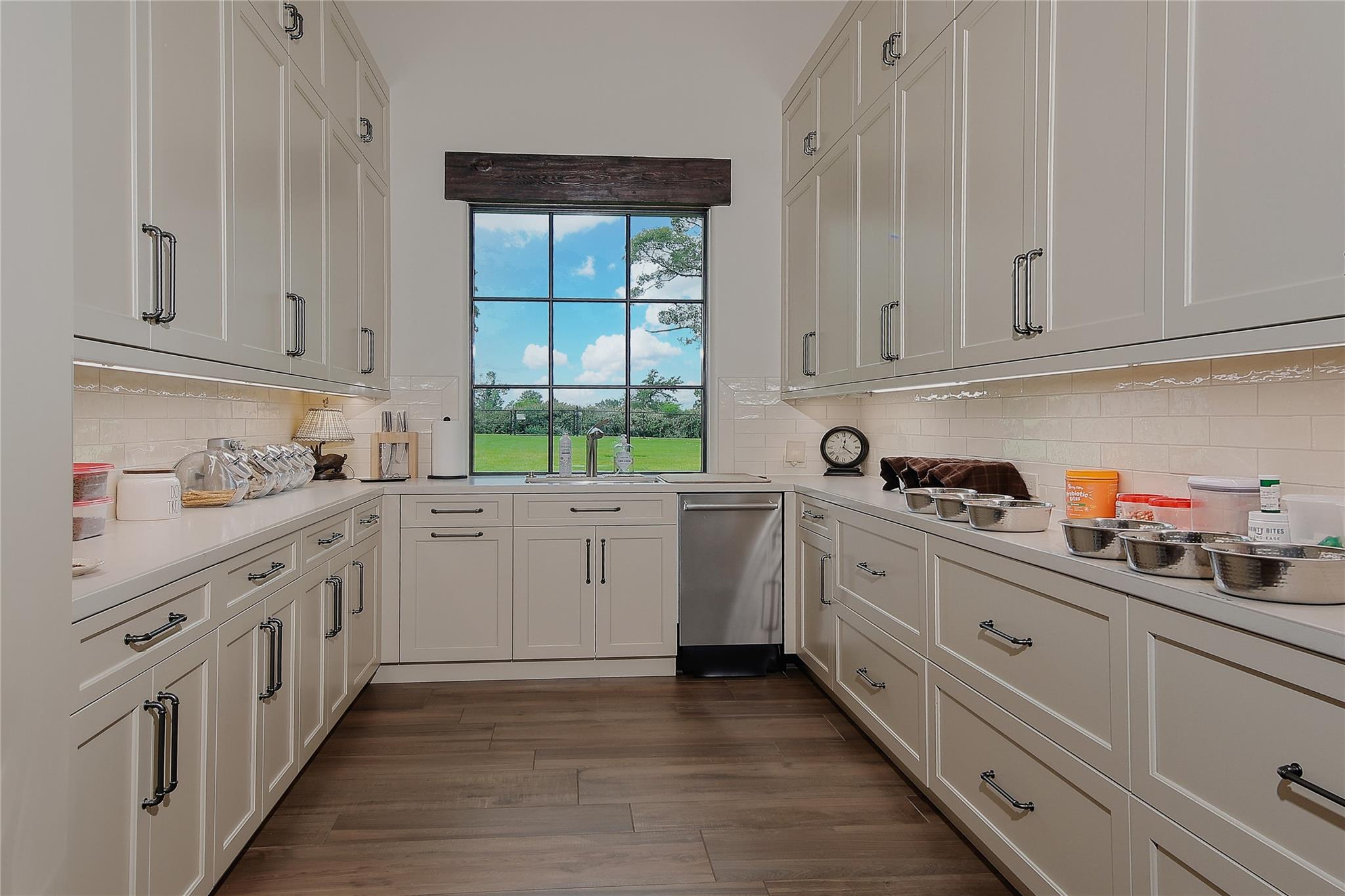 40693 Center Hill Road