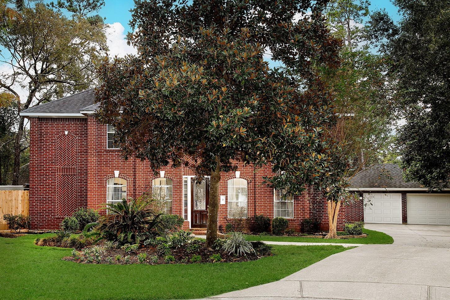 2 Taupewood Place