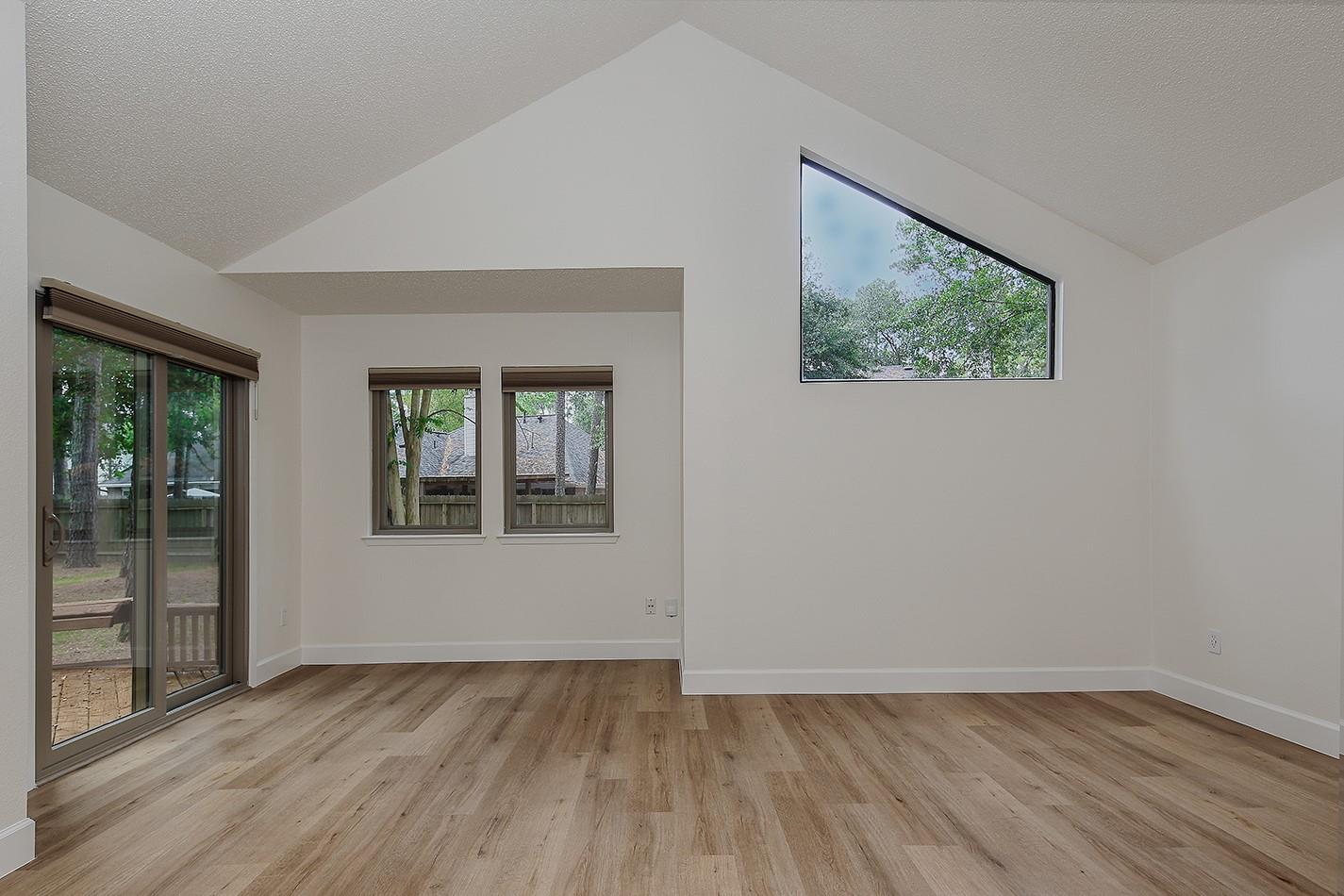 21 N Mossrock Road