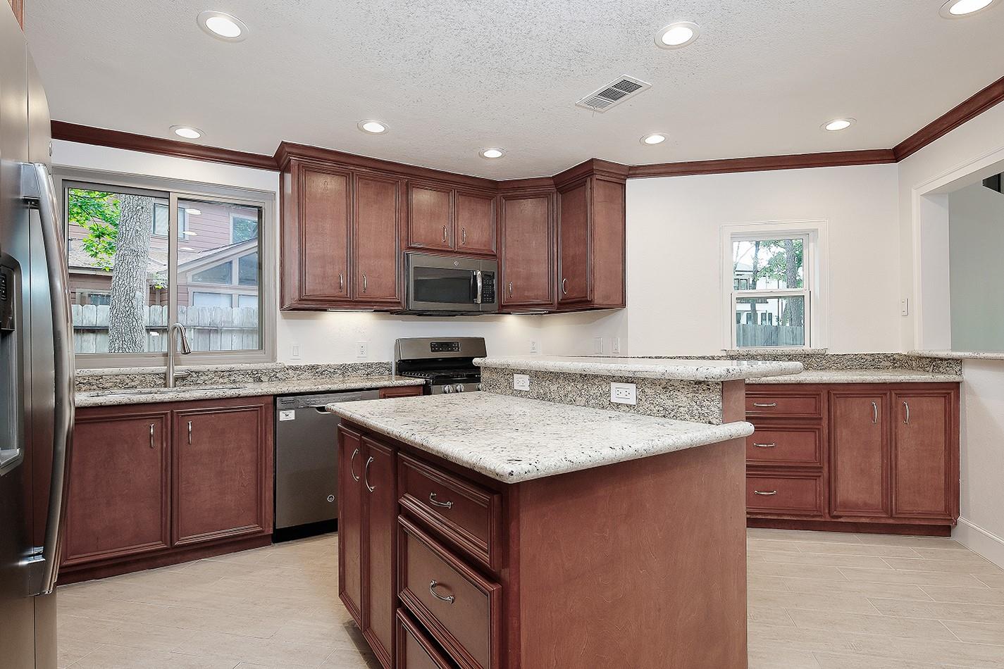 21 N Mossrock Road