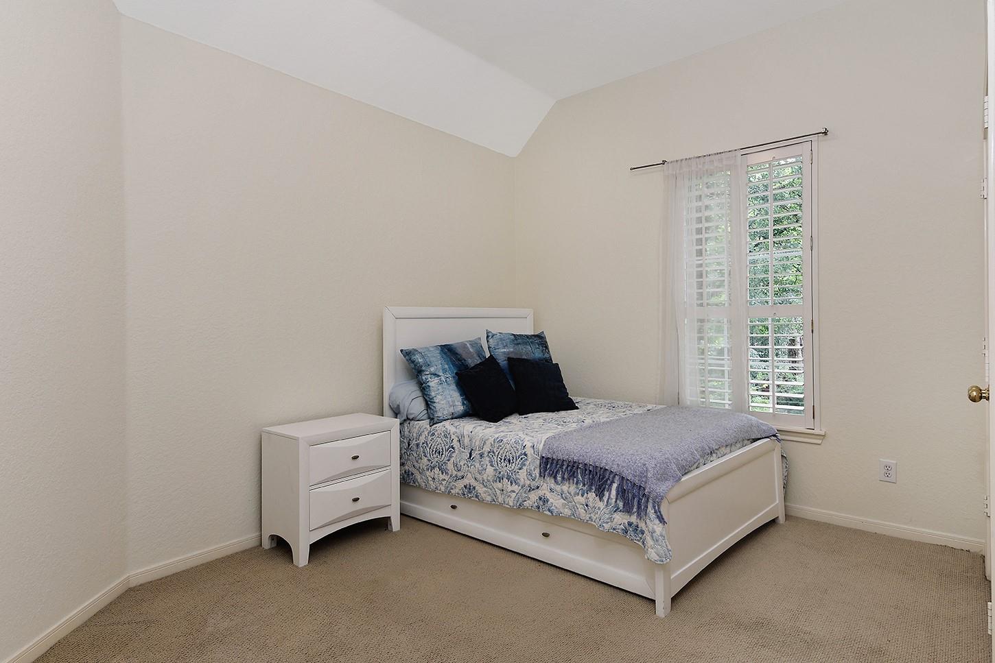 35 Westwinds Circle