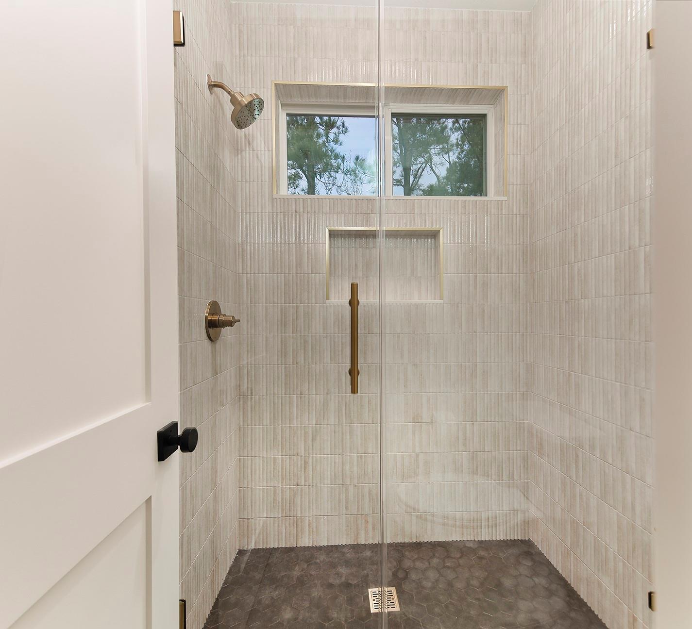 170 Golden Shadow Circle