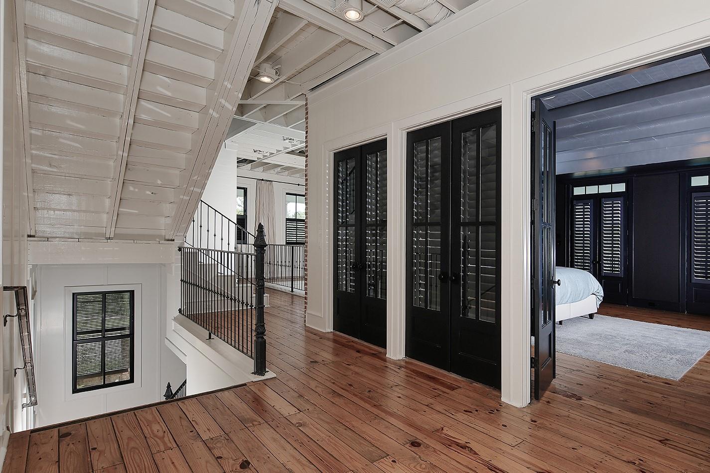 30 East Bay Boulevard