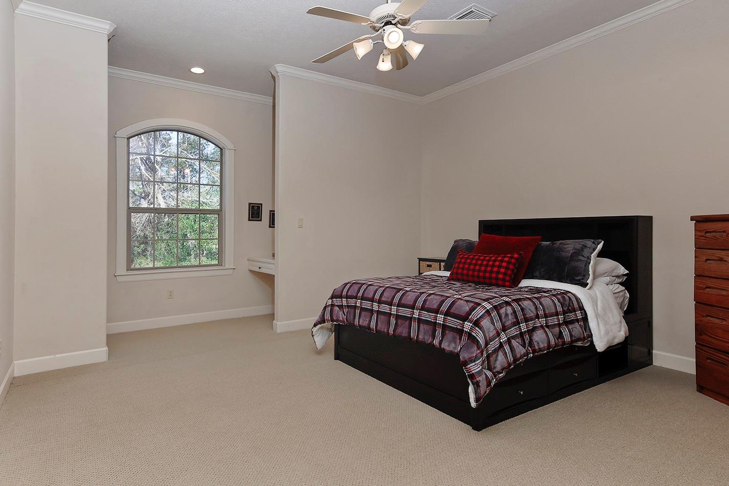 32 Palmer Woods Drive