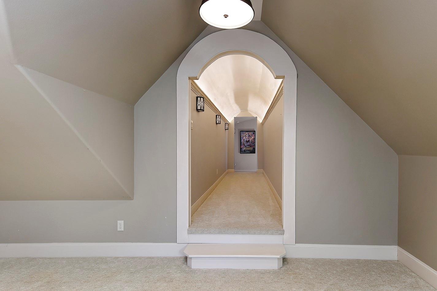 5342 Pine Wood Hills Court