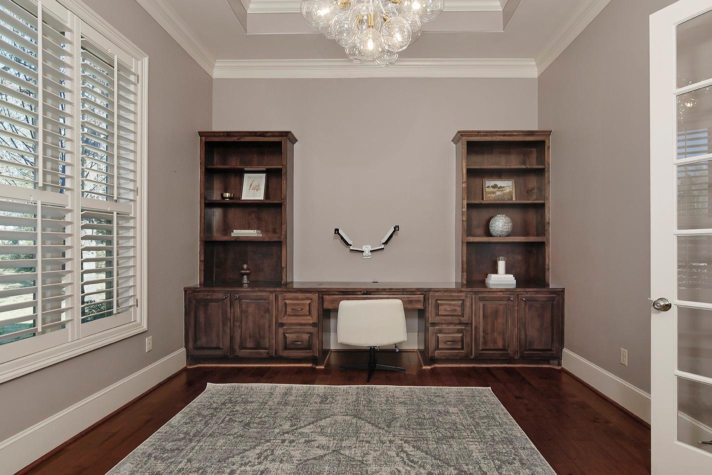 5342 Pine Wood Hills Court