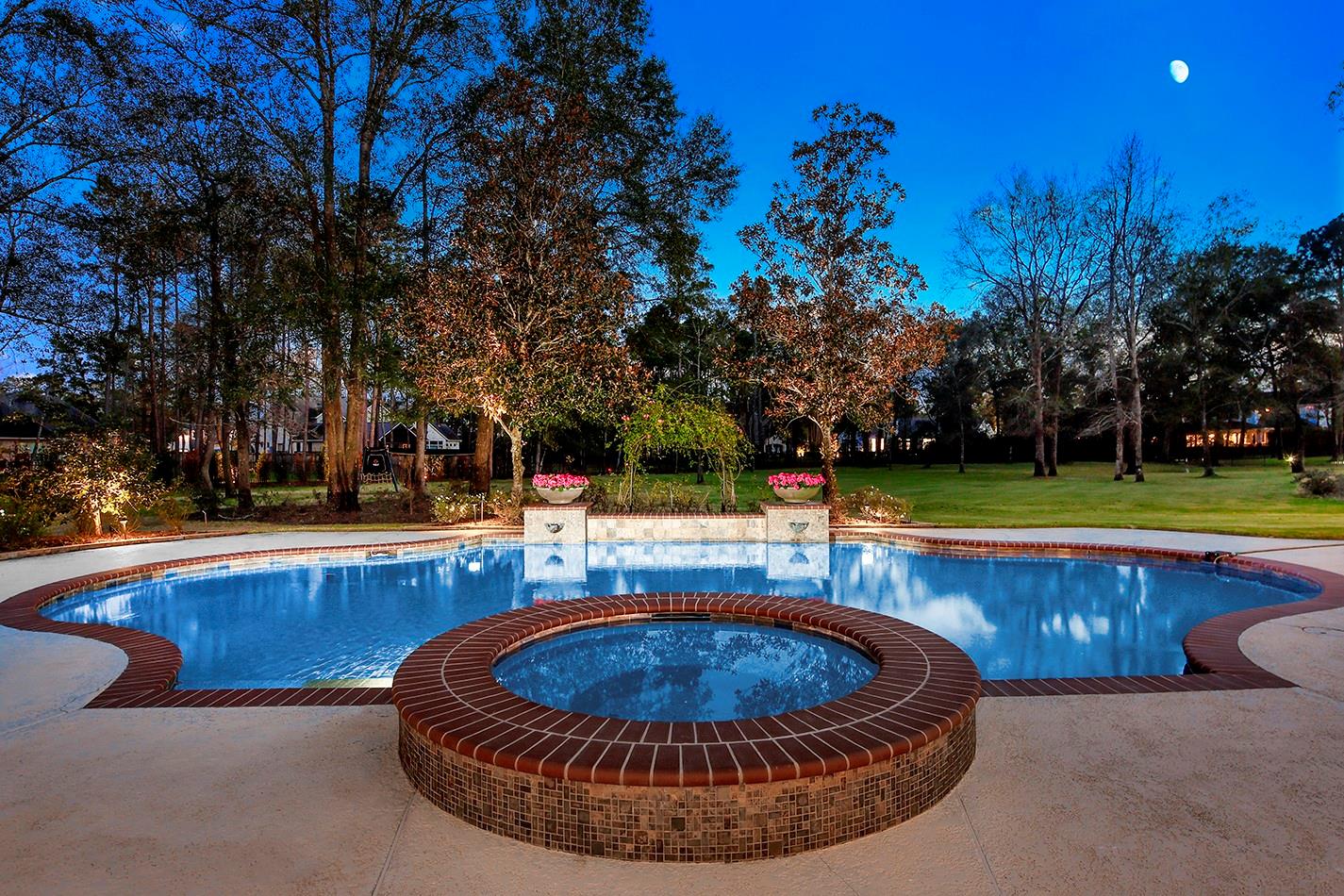 5342 Pine Wood Hills Court