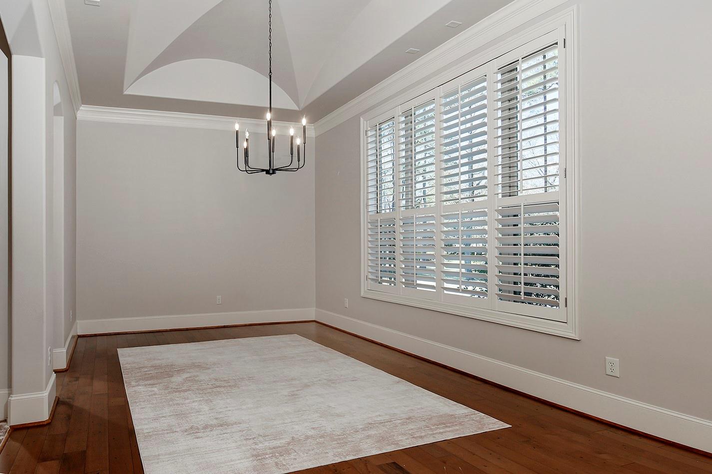 5342 Pine Wood Hills Court