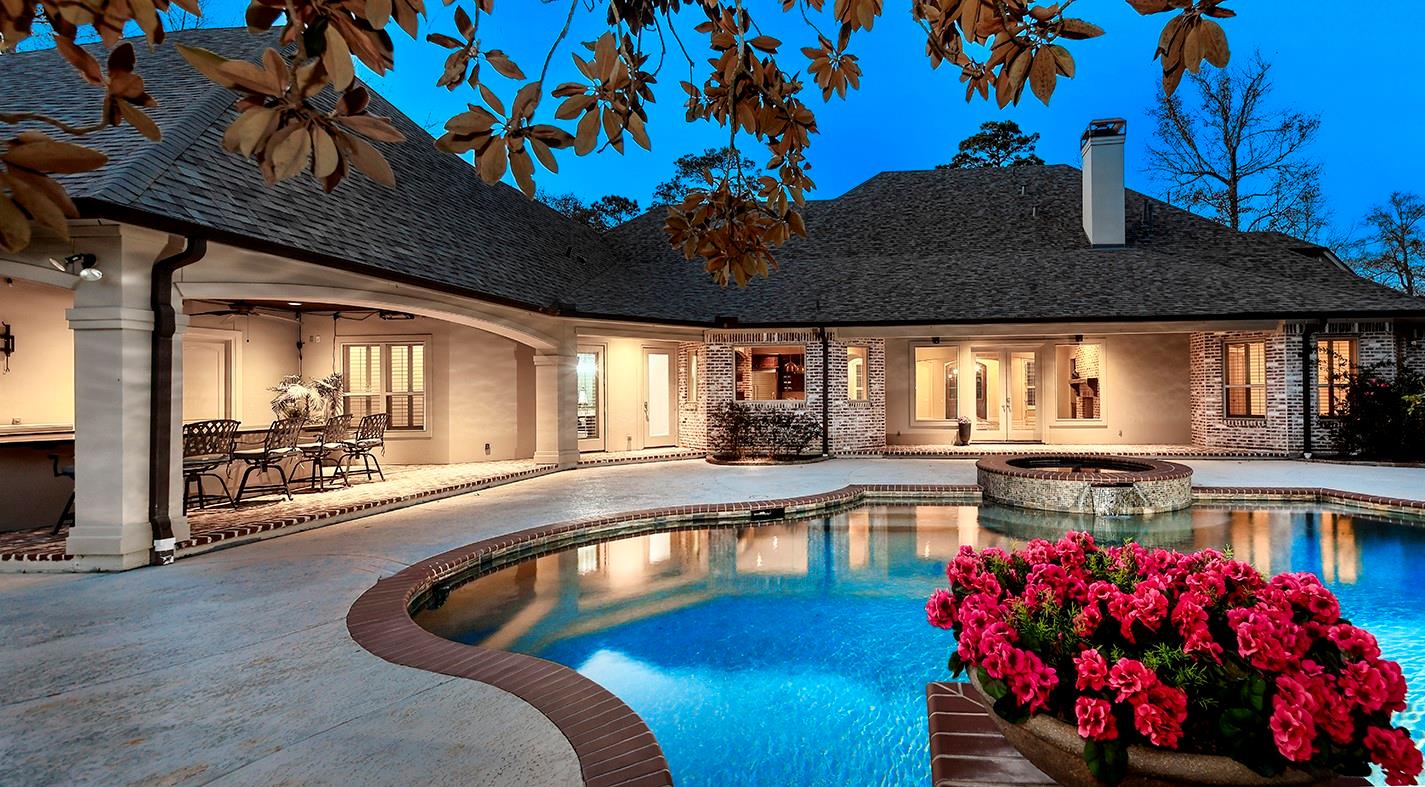 5342 Pine Wood Hills Court