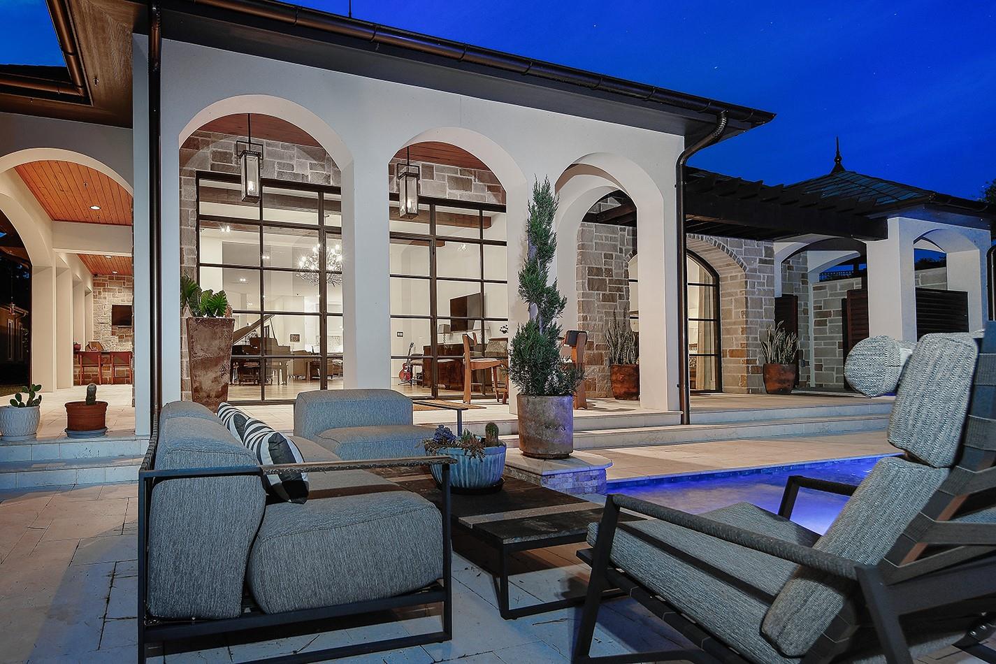 34 Bellweather Court