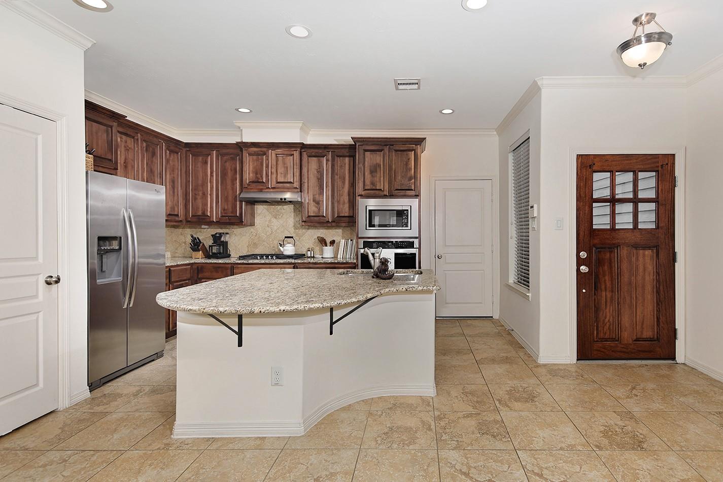 1046 W 26th Street
