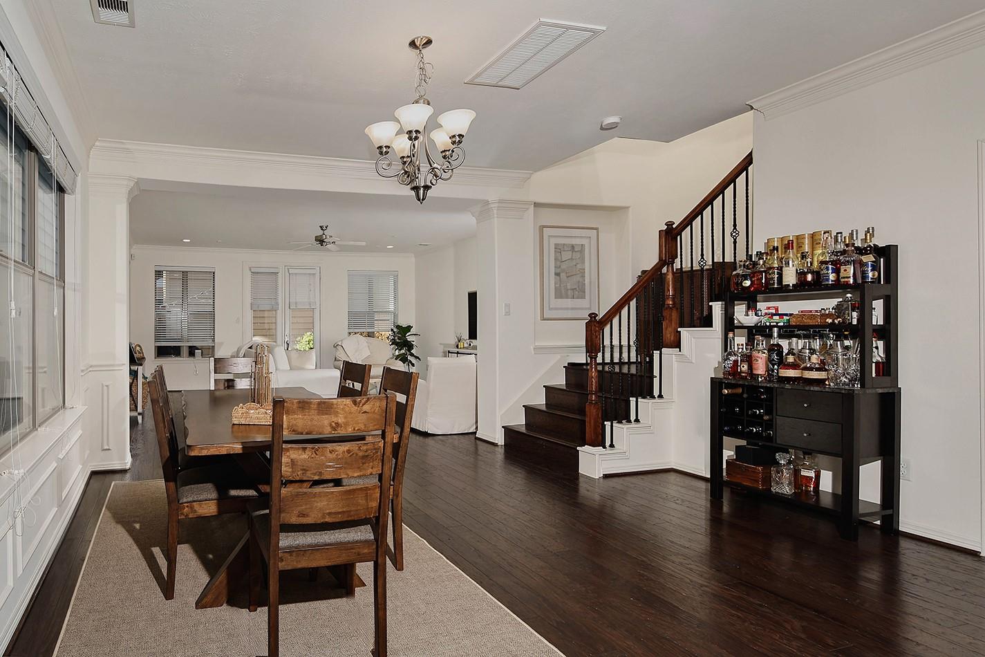 1046 W 26th Street