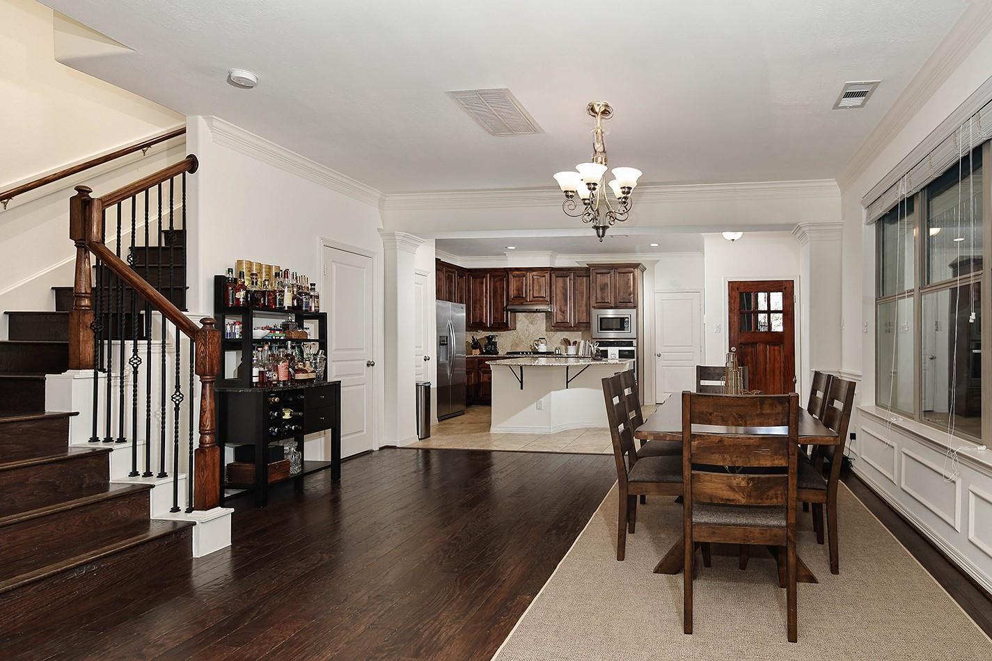 1046 W 26th Street