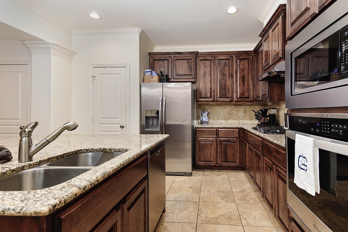 1046 W 26th Street