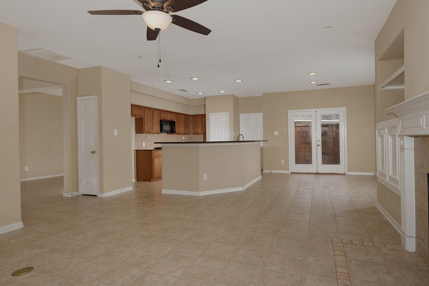 78 E Foxbriar Forest Circle
