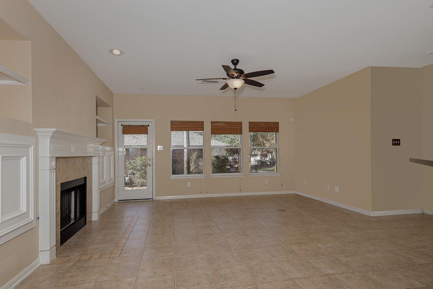 78 E Foxbriar Forest Circle