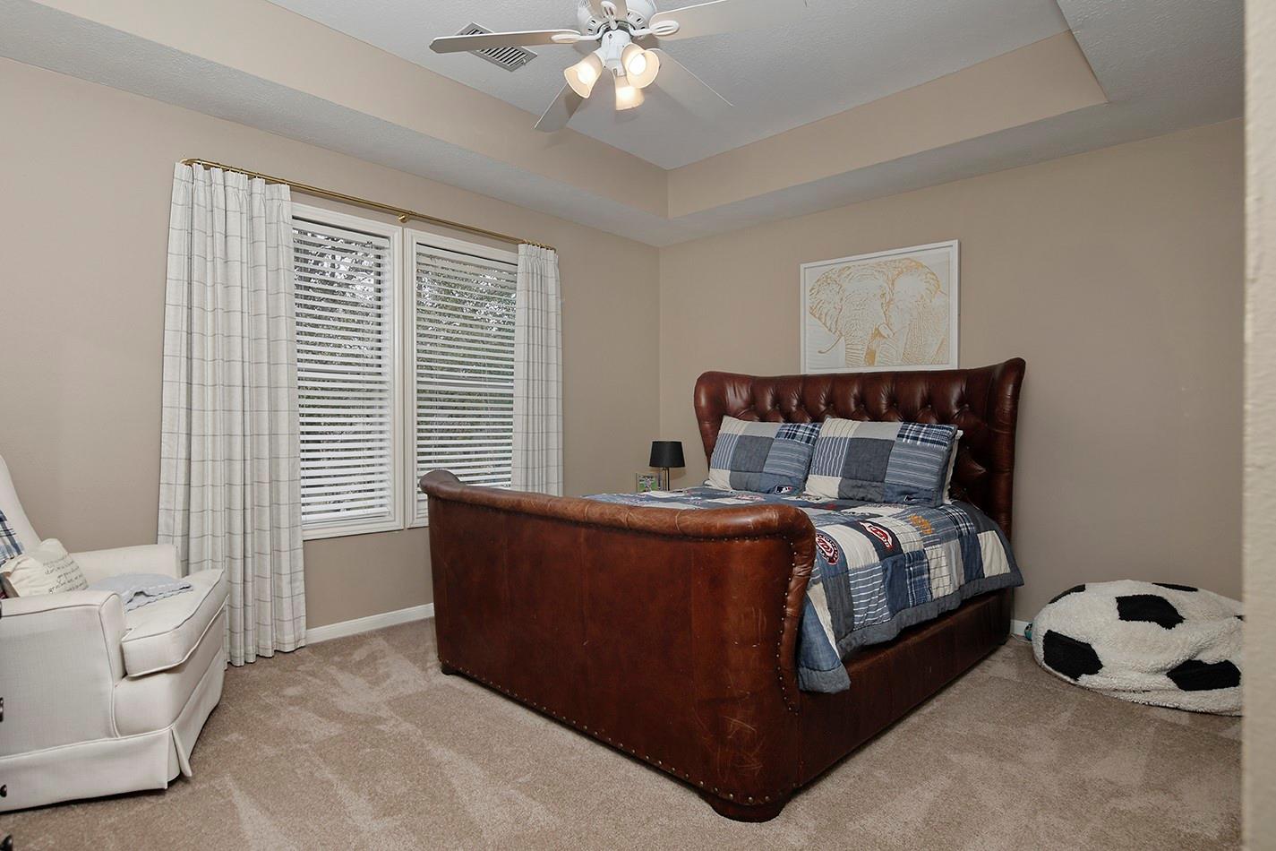 2 Graceful Elm Court