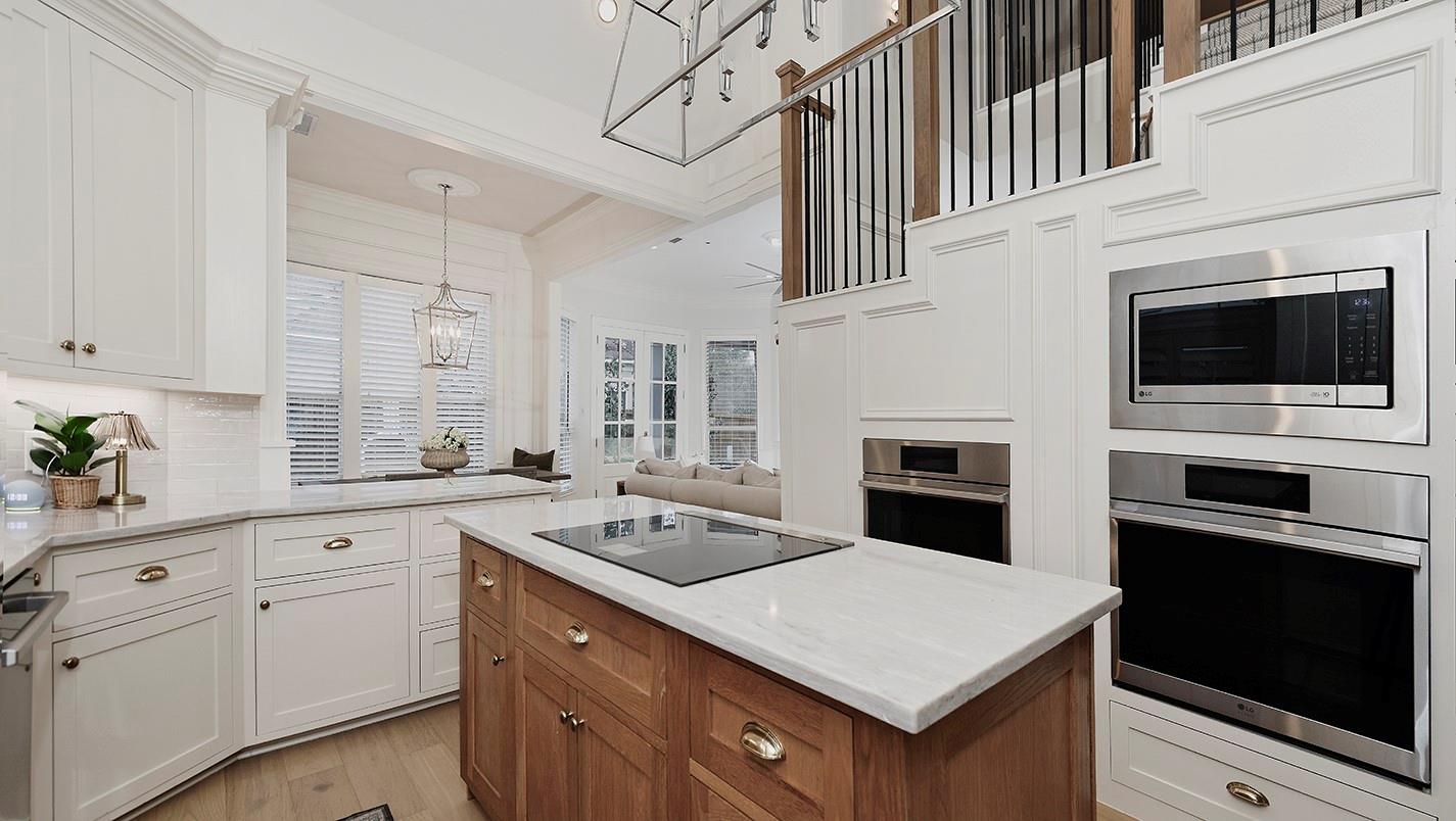 2 Graceful Elm Court