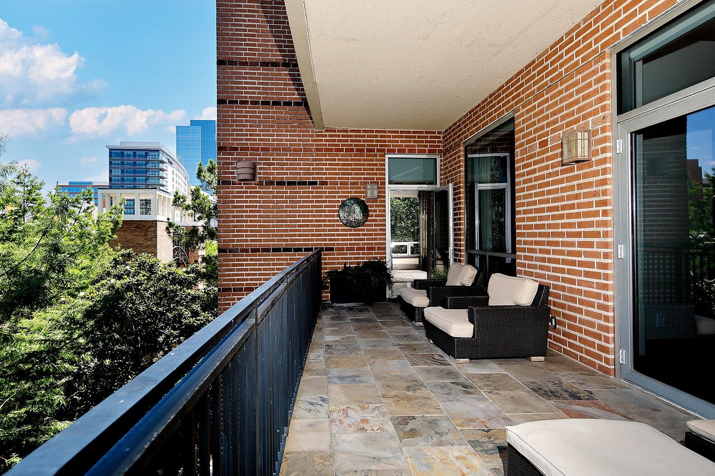 1 Waterway Court # 4E
