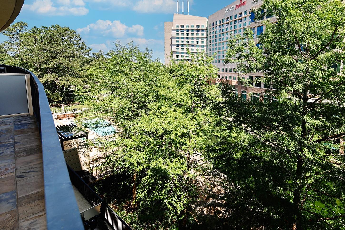 1 Waterway Court # 4E