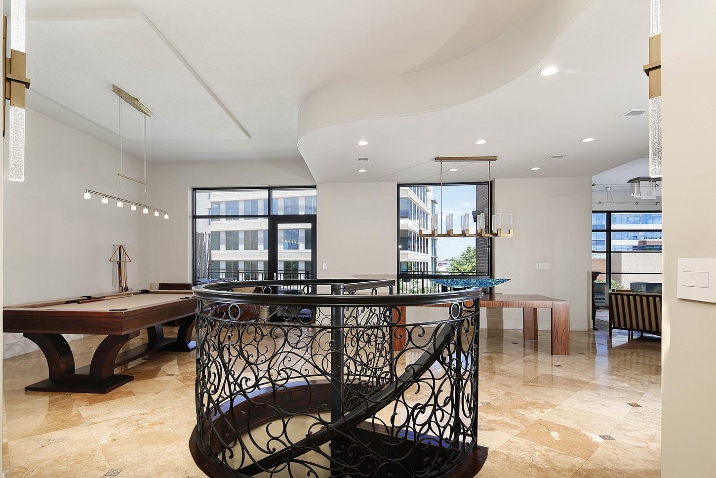 1 Waterway Court # 4E