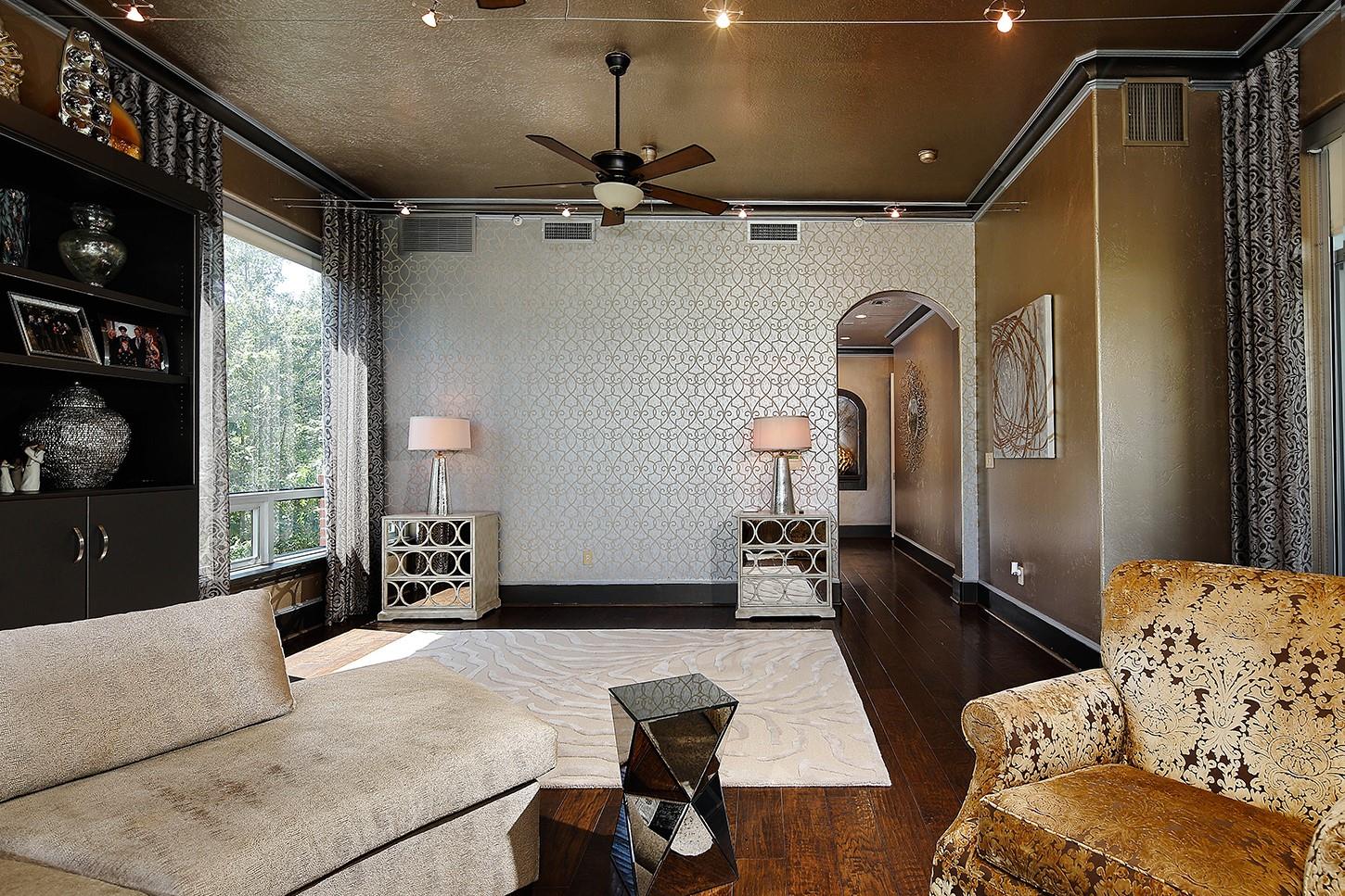 1 Waterway Court # 4E