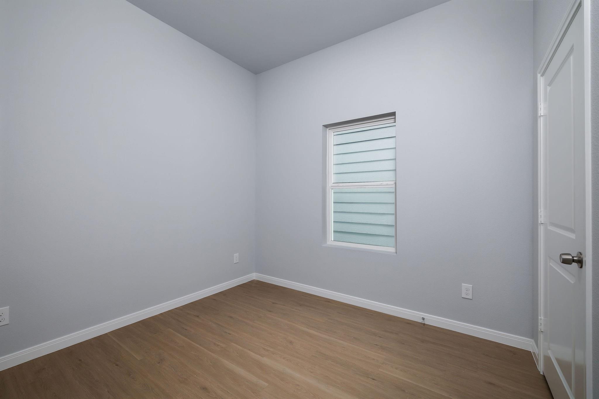 18832 Elegance Avenue