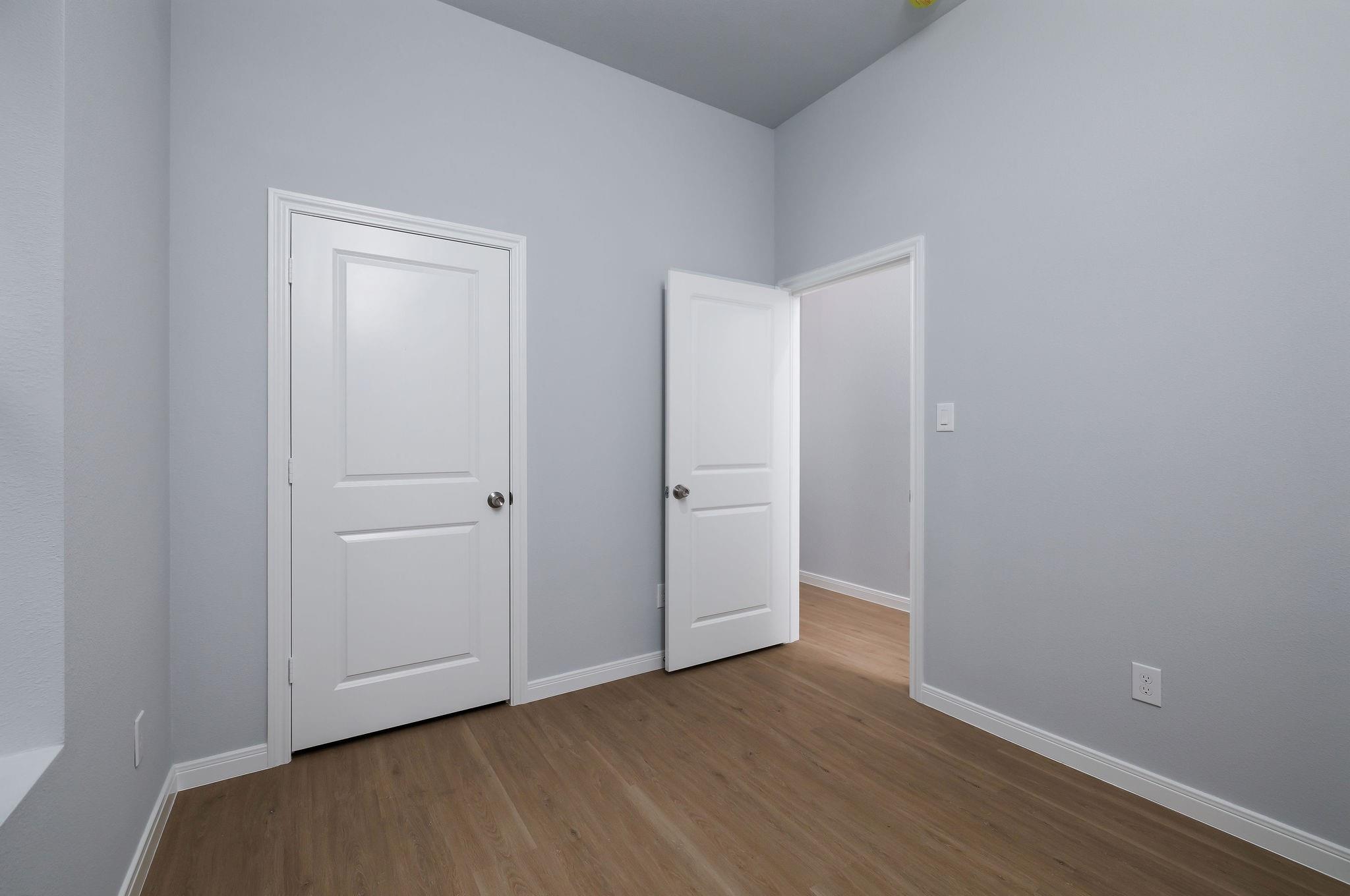 18832 Elegance Avenue