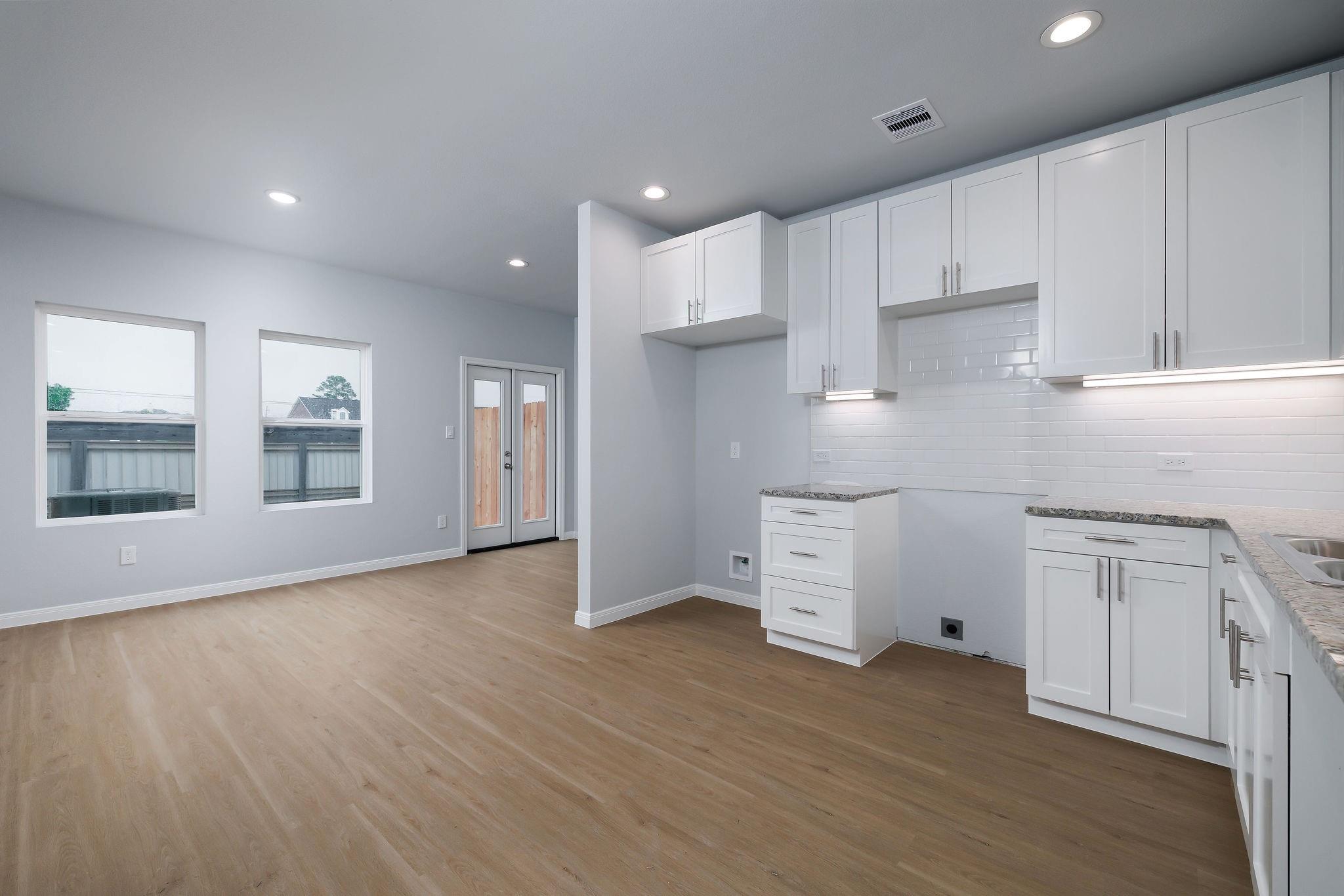 18832 Elegance Avenue