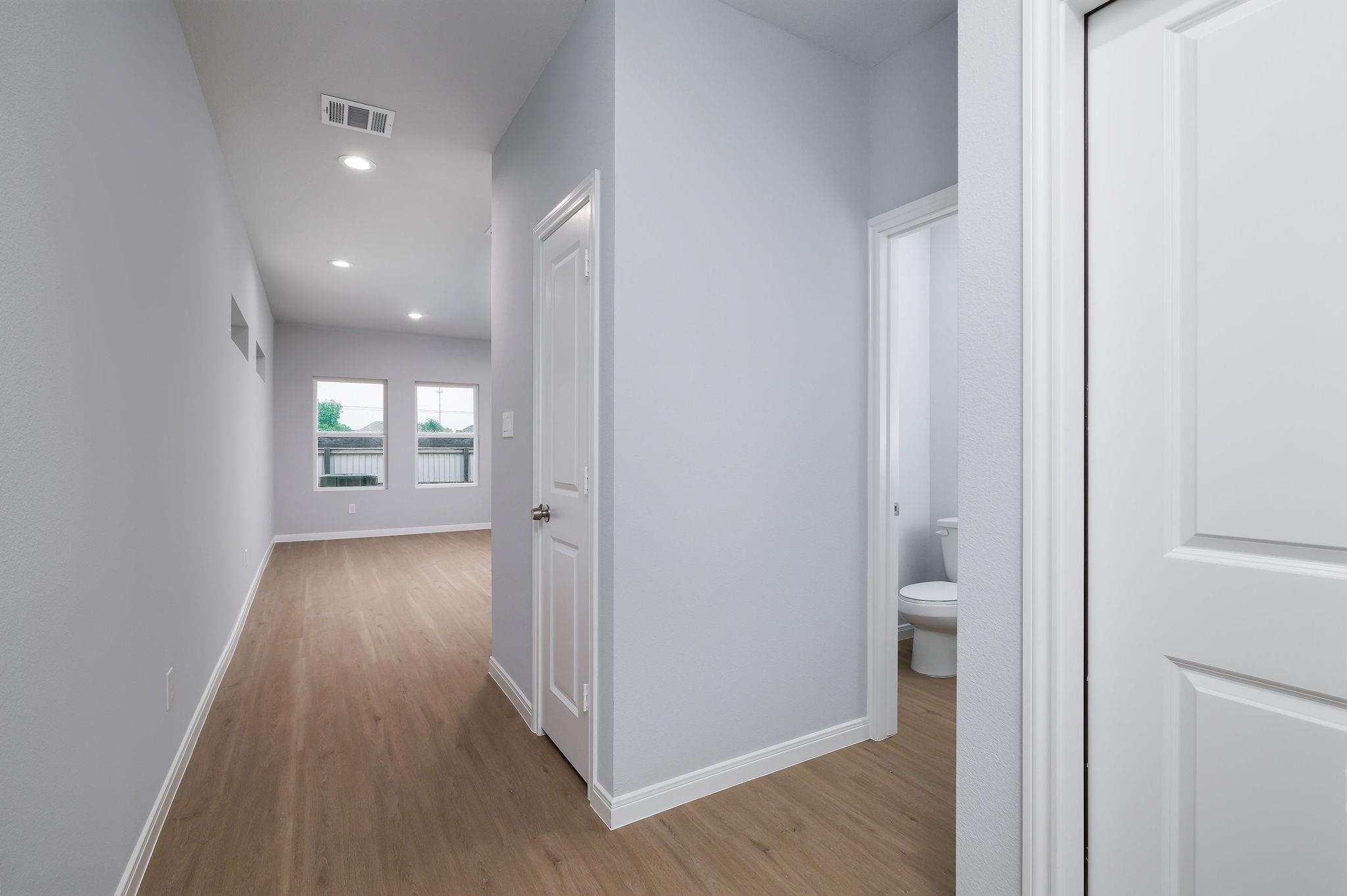 18832 Elegance Avenue