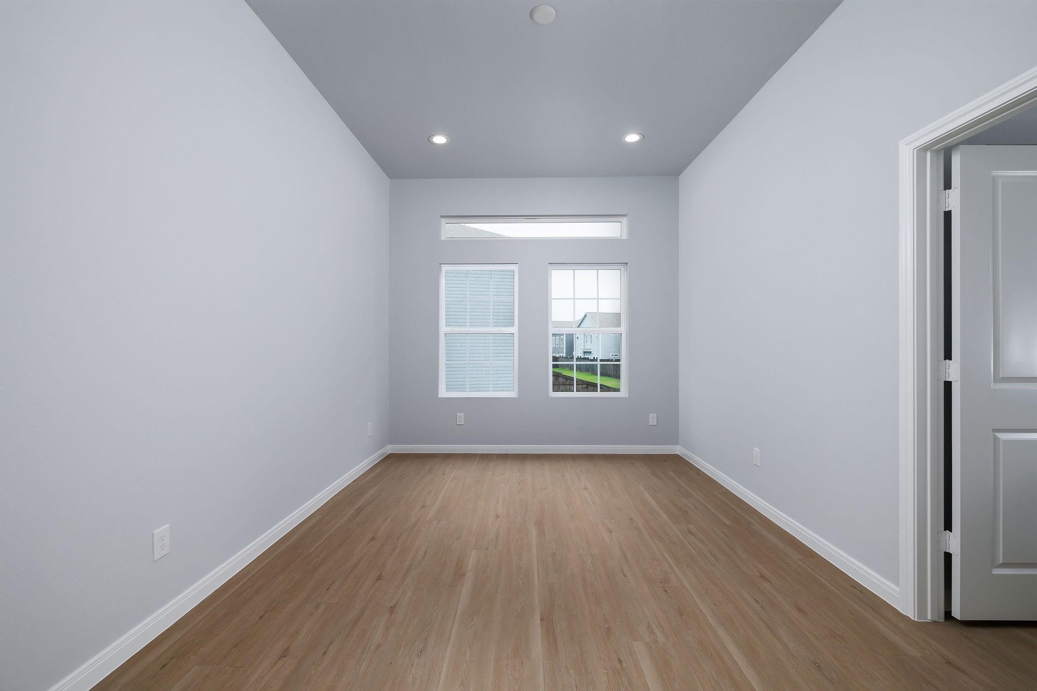 18832 Elegance Avenue