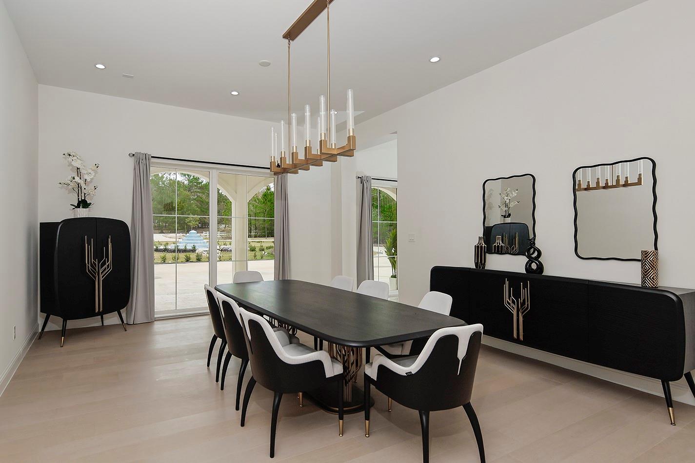 1031 Hunters Creek Way