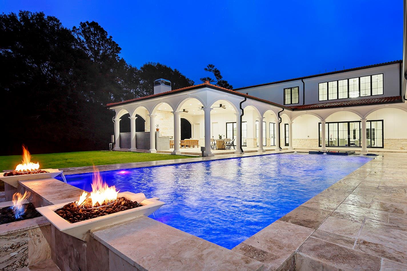 1031 Hunters Creek Way