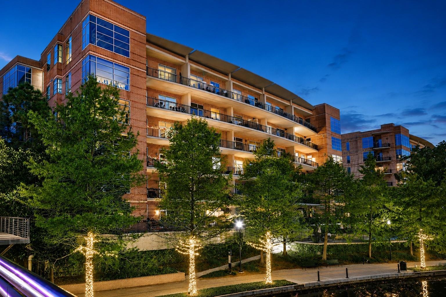 1 Waterway Court # 4E