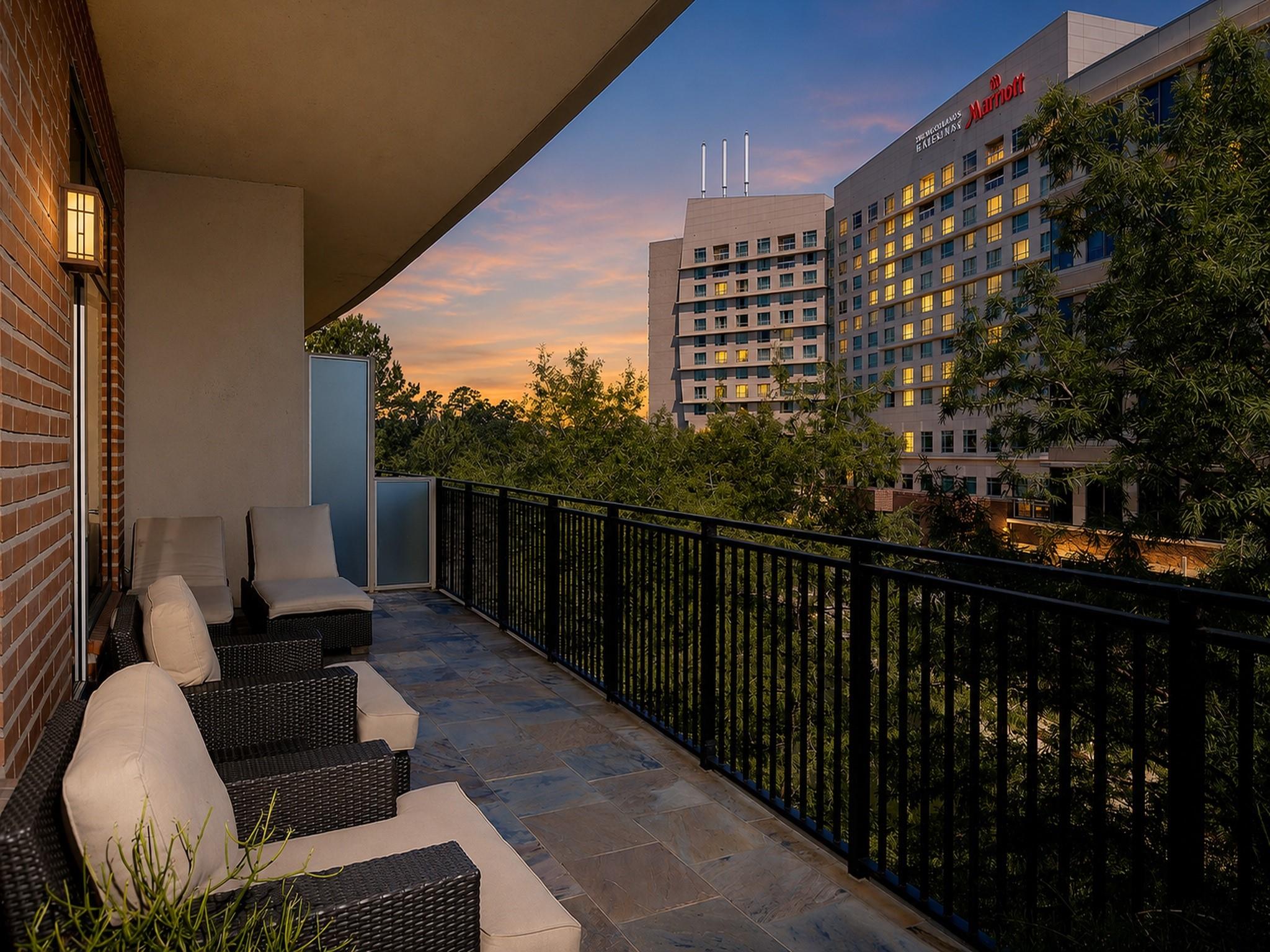 1 Waterway Court # 4E