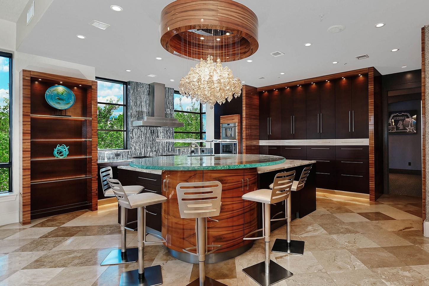 1 Waterway Court # 4E