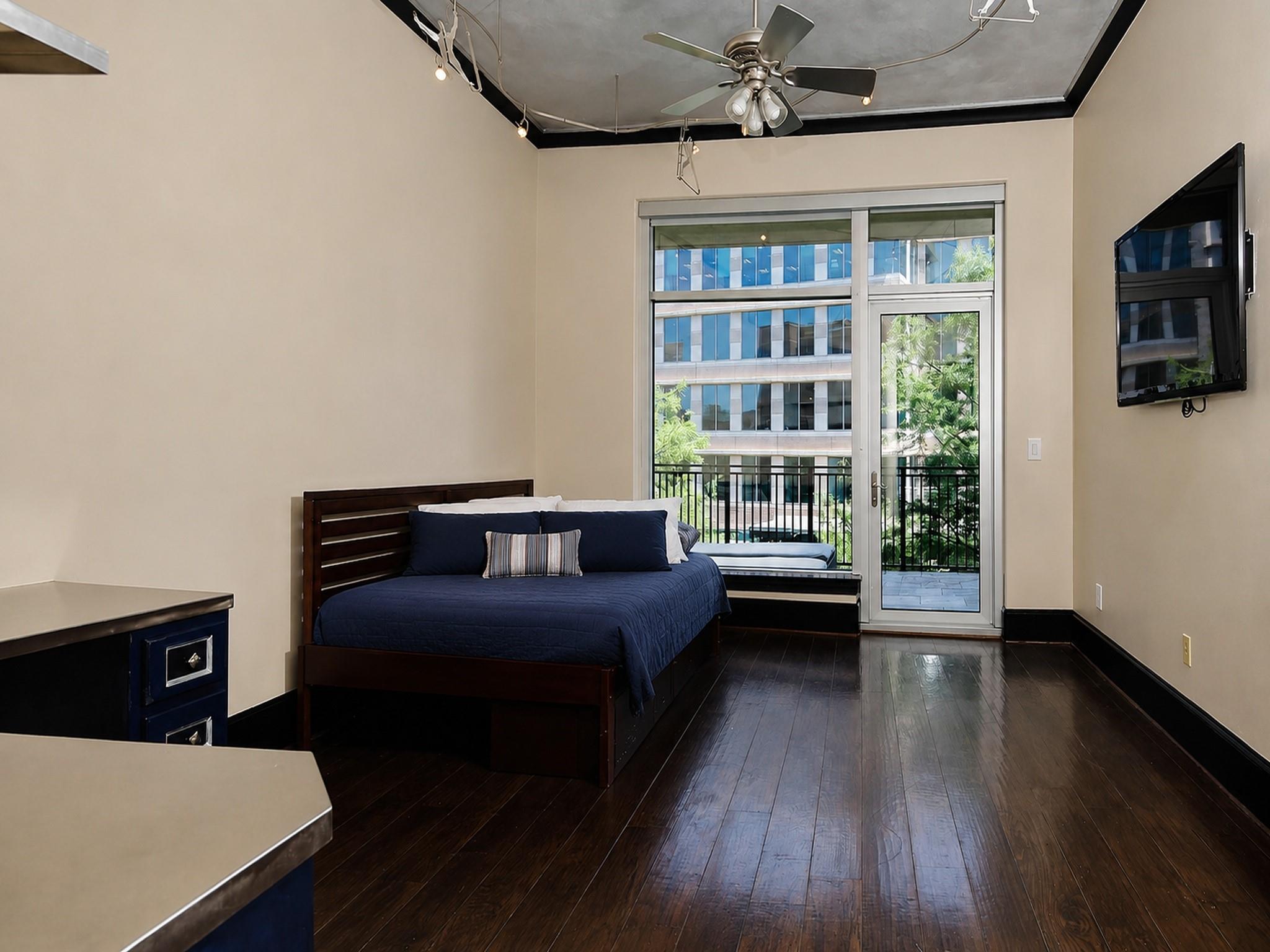 1 Waterway Court # 4E