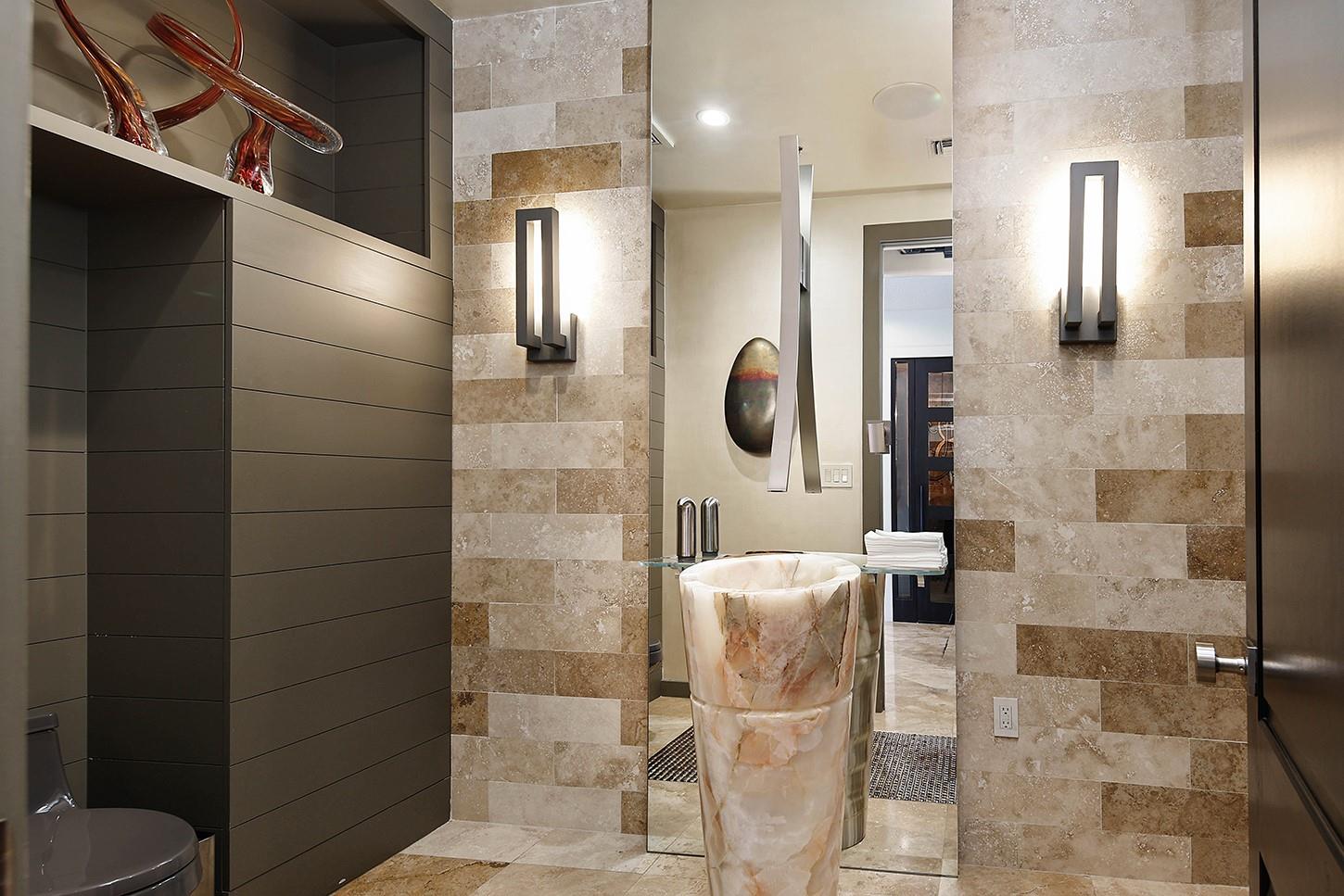 1 Waterway Court # 4E