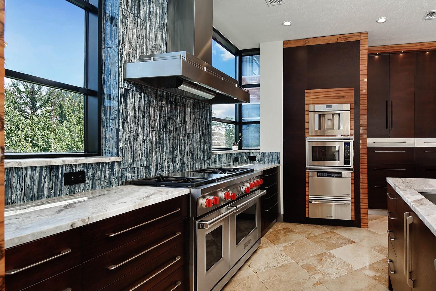 1 Waterway Court # 4E