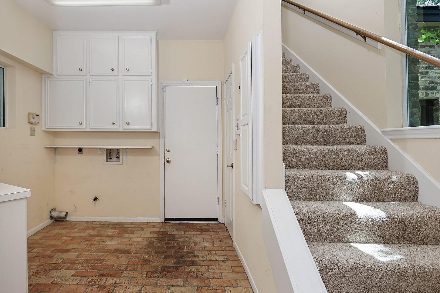 2504 Wild Wind Place