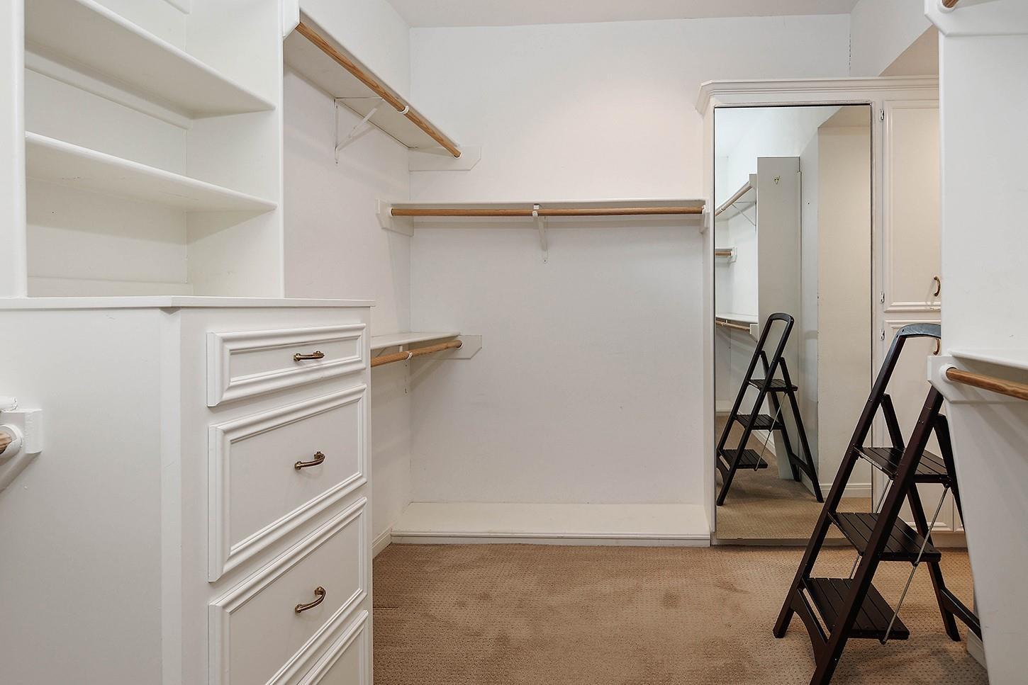 2504 Wild Wind Place