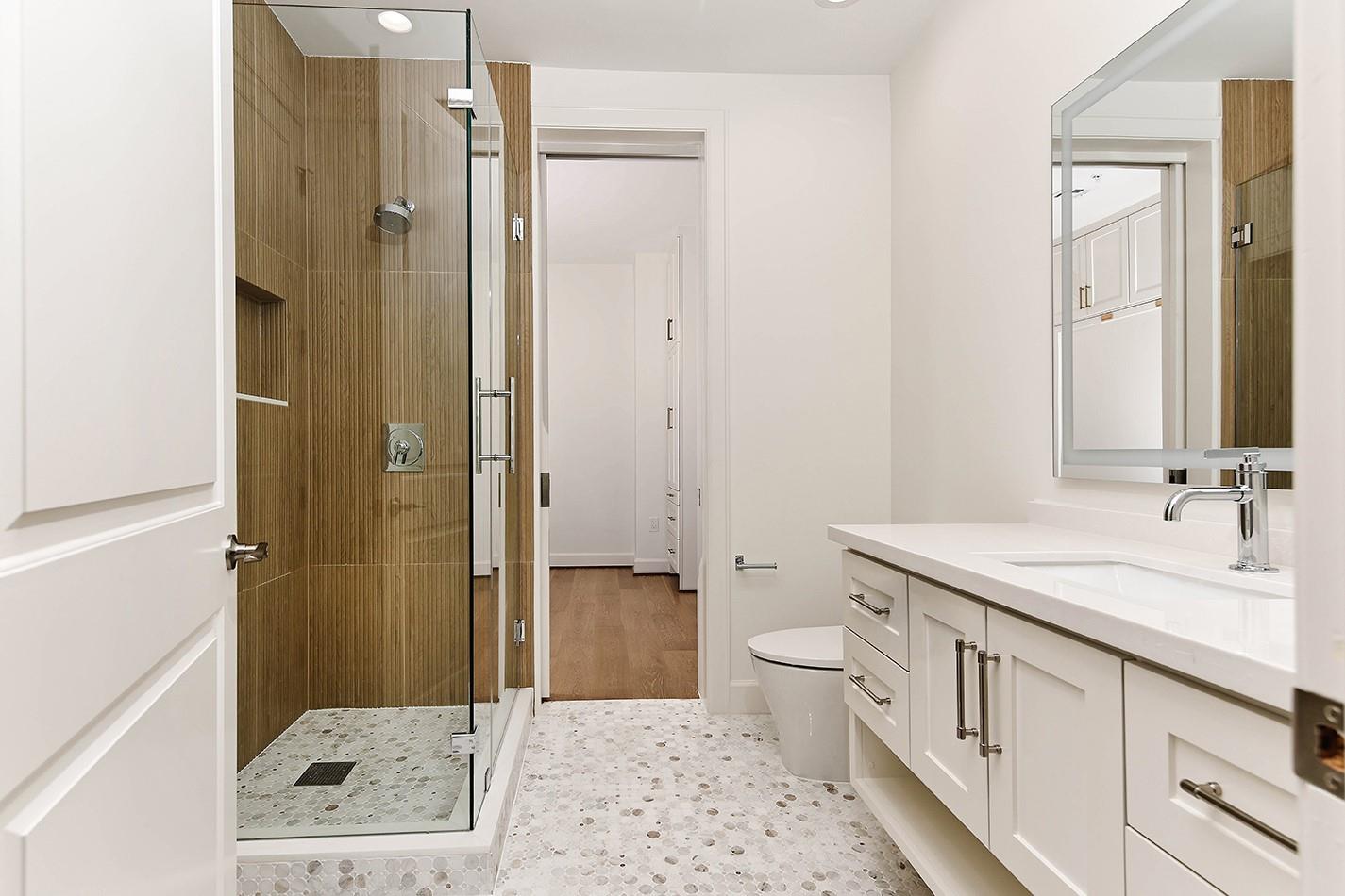 3 Waterway Court # 4D