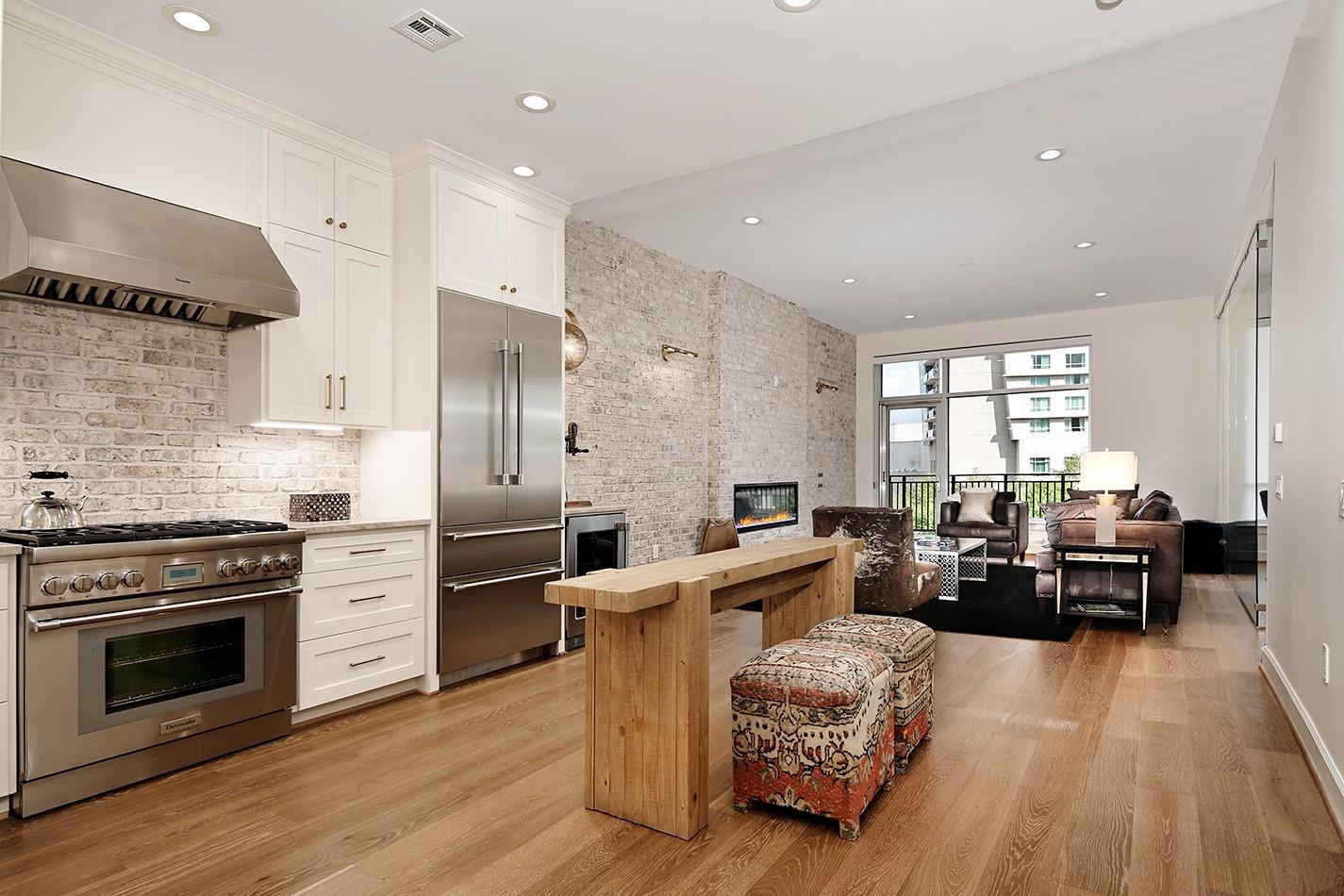 3 Waterway Court # 4D