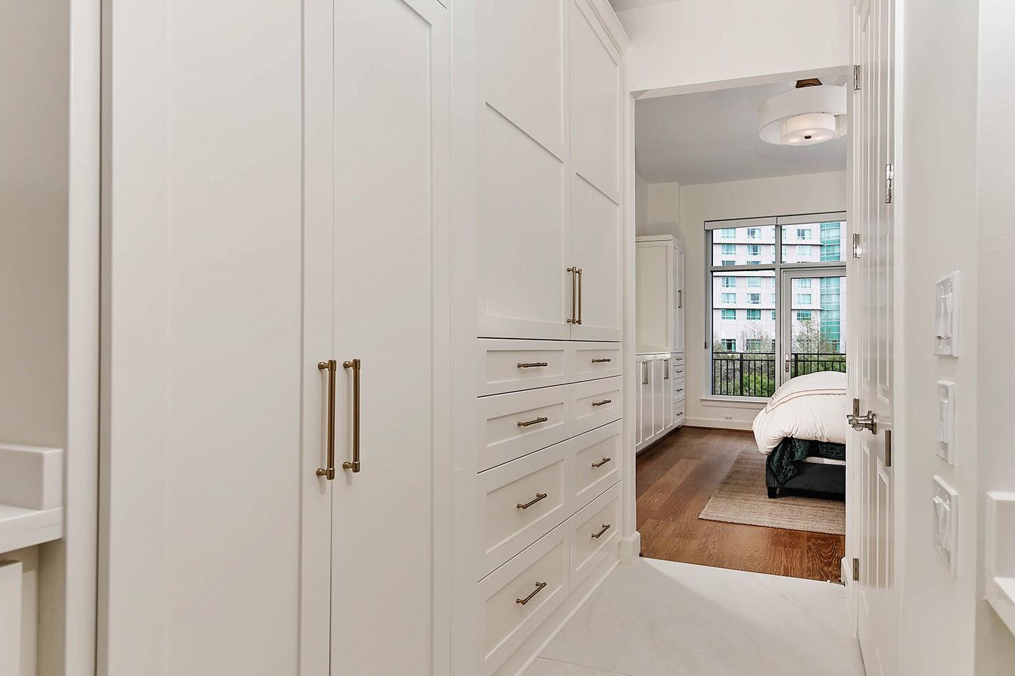 3 Waterway Court # 4D