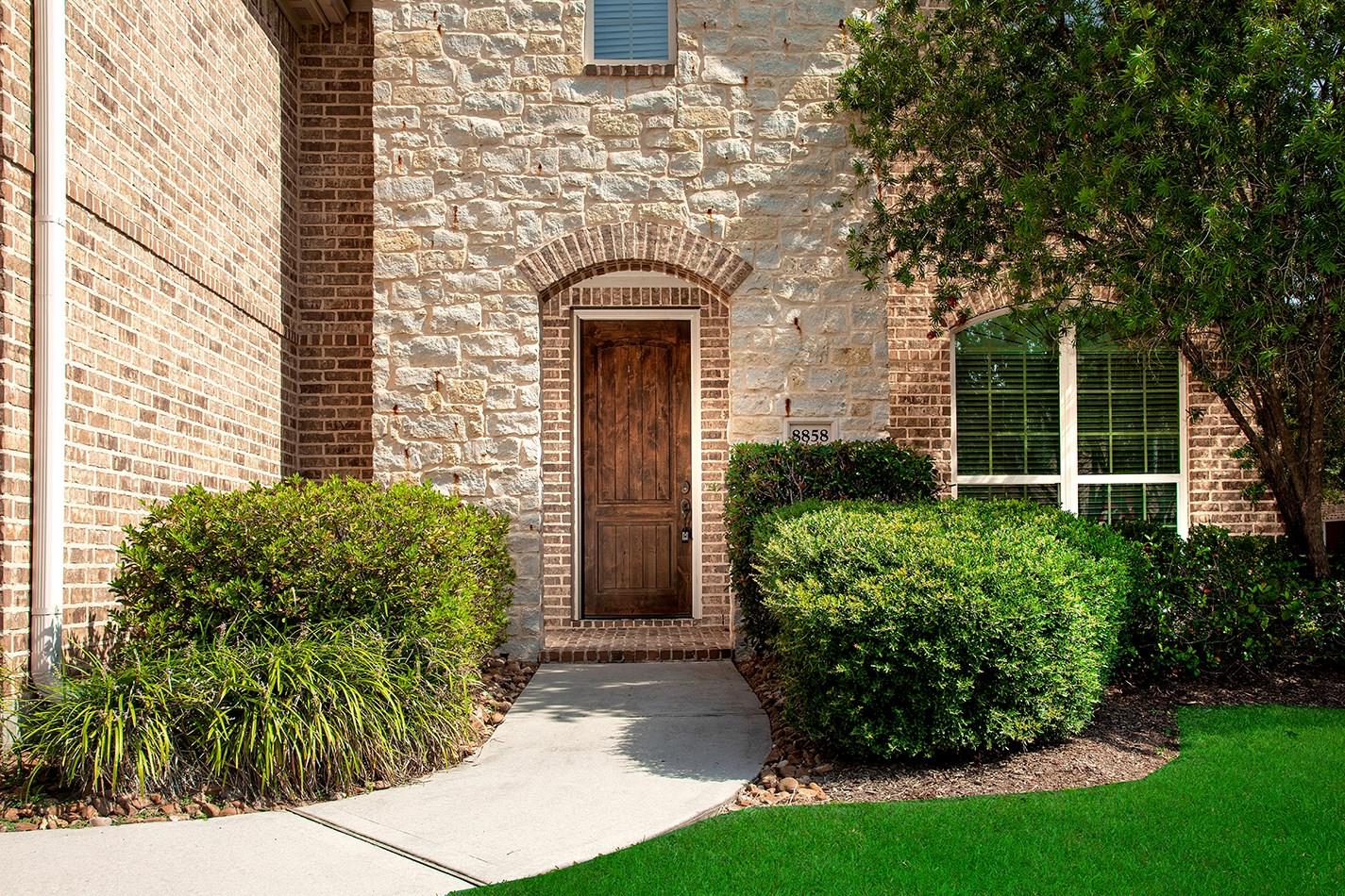 8858 Van Allen Drive
